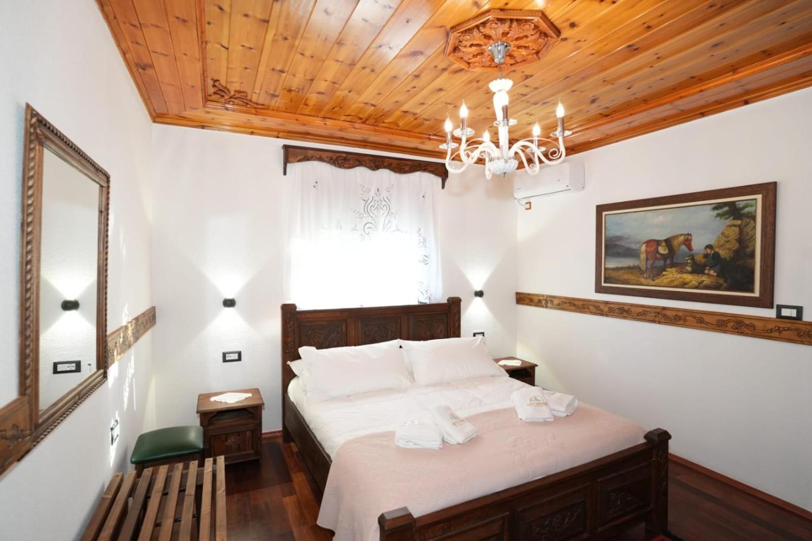 City Street Hotel Gjirokaster Exterior photo